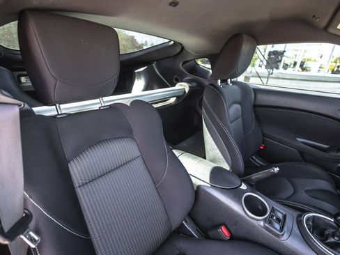 Used 2020 Nissan 370Z Coupe RWD image 24