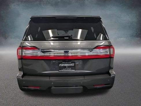 Used 2018 Lincoln Navigator L Reserve w/ Technology Package AWD/4WD image 5