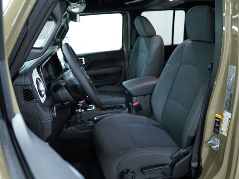 New 2026 Jeep Wrangler Sahara AWD/4WD image 4