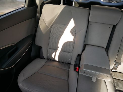 Used 2004 Toyota RAV4 4WD image 43