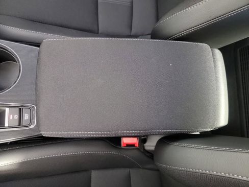 Certified 2025 Honda Civic Sport image 32