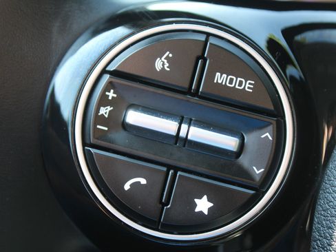 Certified 2025 Kia Soul EX FWD image 26