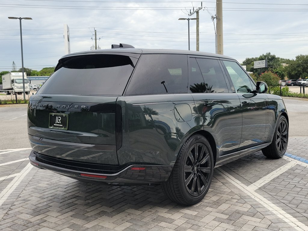 New 2027 Land Rover Range Rover SE AWD/4WD image 5