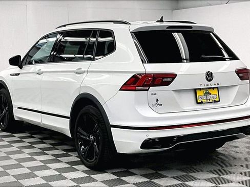 Used 2023 Volkswagen Tiguan SE R-Line FWD image 3