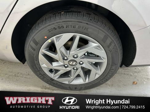 New 2026 Hyundai Elantra Blue image 8