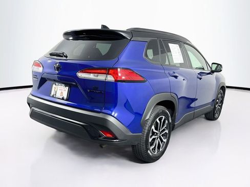Used 2025 Toyota Corolla Cross AWD Hybrid w/ Moonroof Package image 10