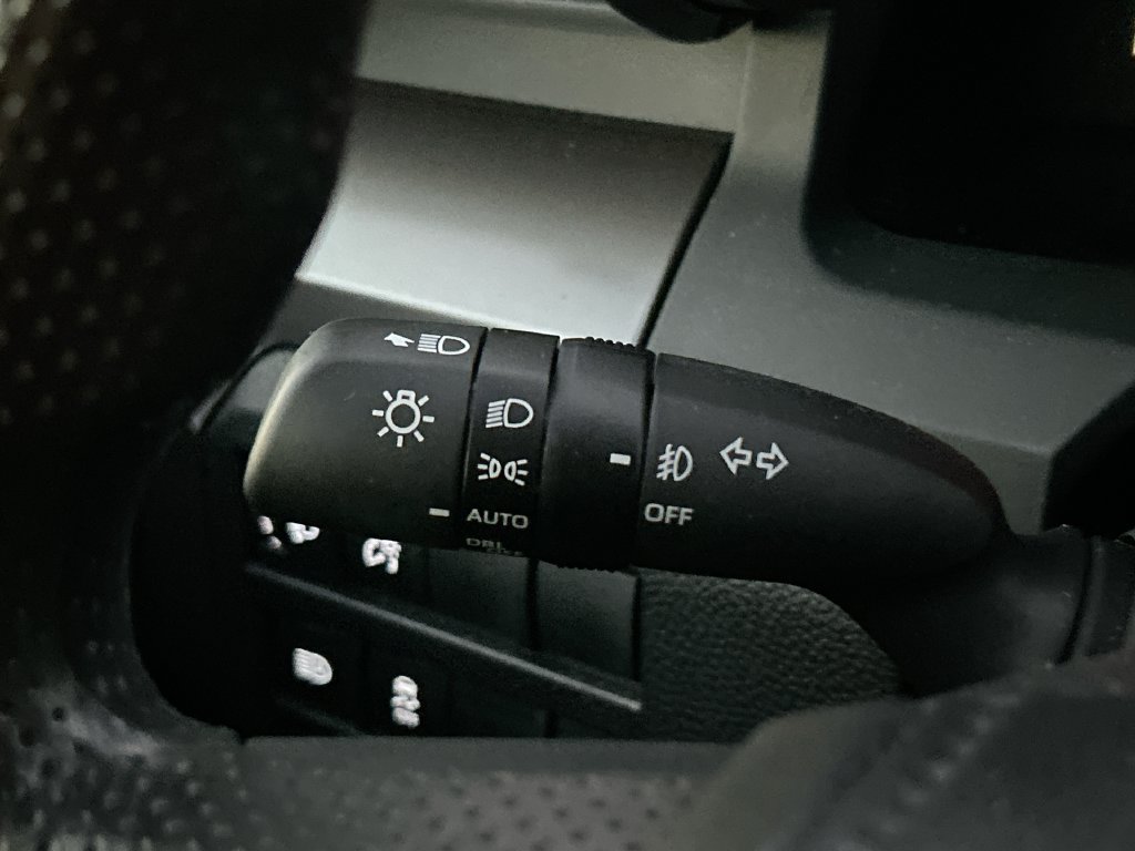 Used 2024 Toyota Tacoma SR5 AWD/4WD image 21