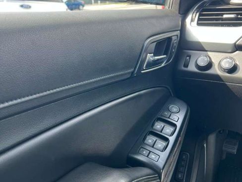 Used 2017 Chevrolet Tahoe LT AWD/4WD image 37