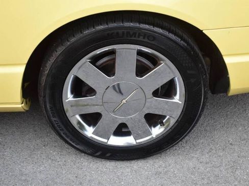 Used 2002 Ford Thunderbird RWD image 30