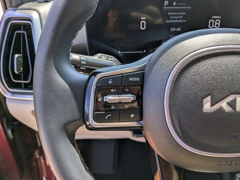 Certified 2025 Kia Sorento S AWD/4WD image 31