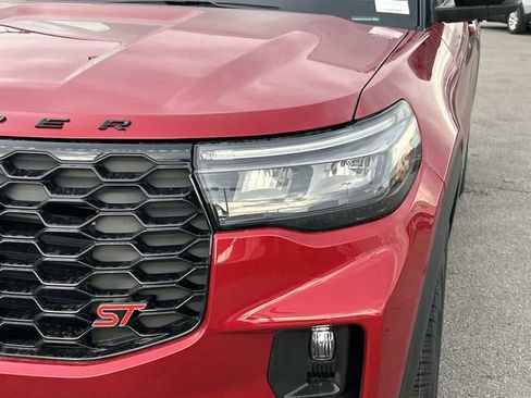 New 2026 Ford Explorer ST w/ Sun And Sound Package image 9