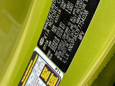 Used 2015 Kia Soul + image 26