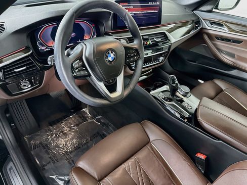 Used 2023 BMW 530i xDrive w/ Premium Package AWD/4WD image 23