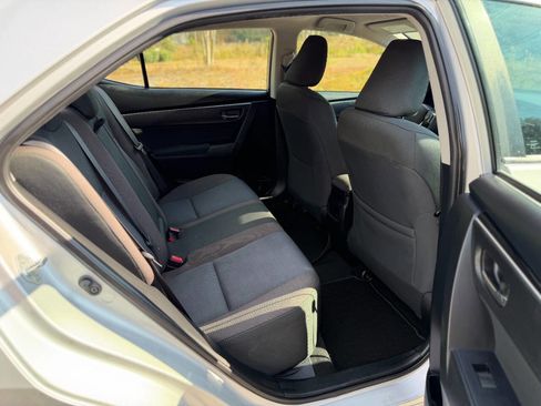 Used 2018 Toyota Corolla LE image 13