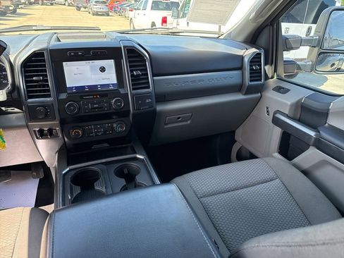 Used 2022 Ford F350 XLT w/ XLT Value Package AWD/4WD image 11