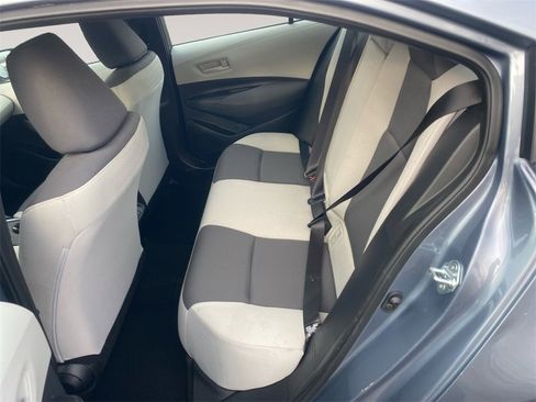 Used 2025 Toyota Corolla LE image 13