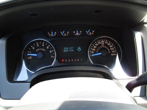 Used 2014 Ford F150 XLT RWD image 11