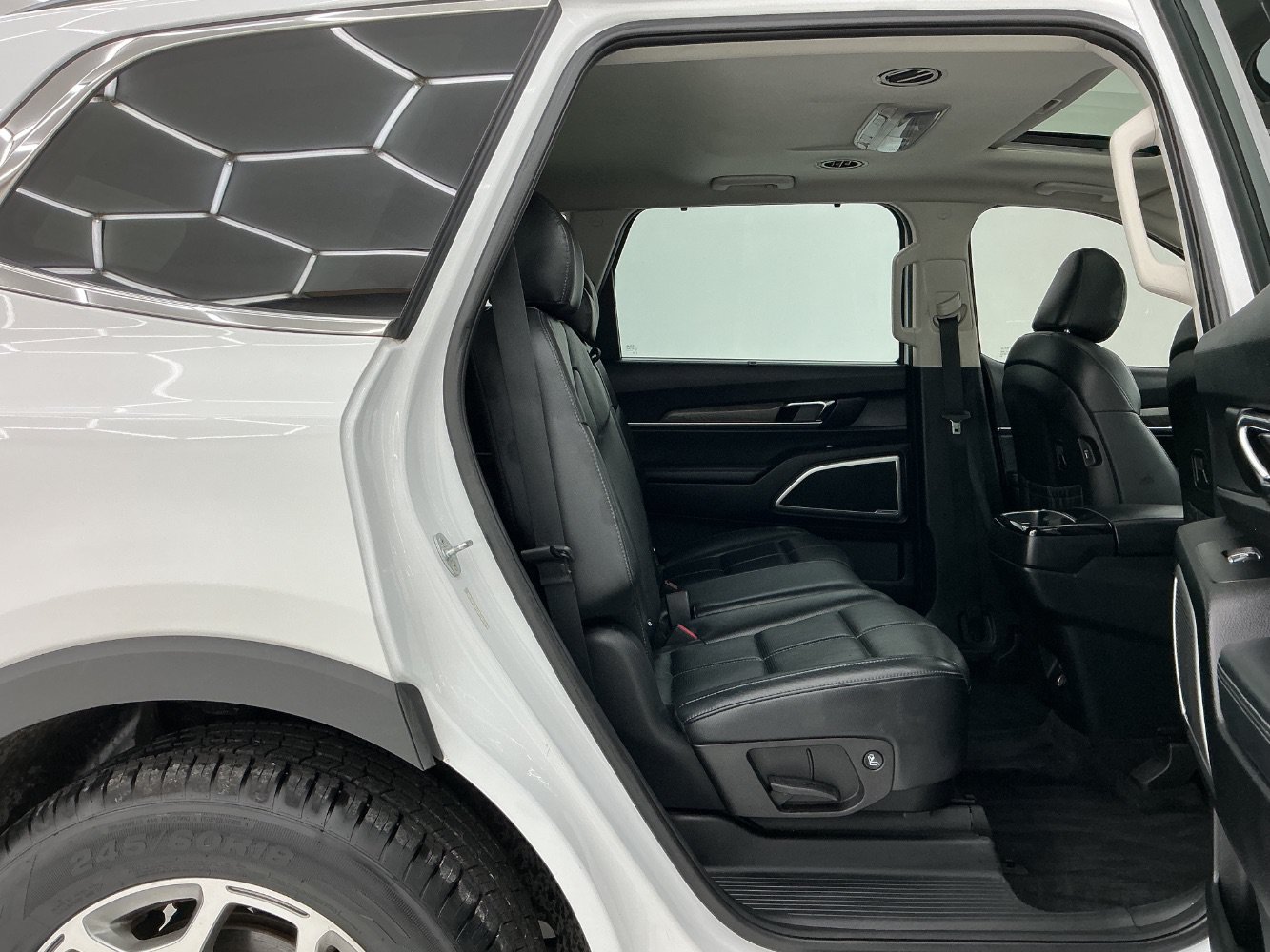 Used 2020 Kia Telluride EX AWD/4WD image 21