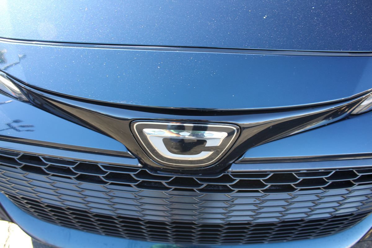 Used 2019 Toyota Corolla XSE FWD image 11