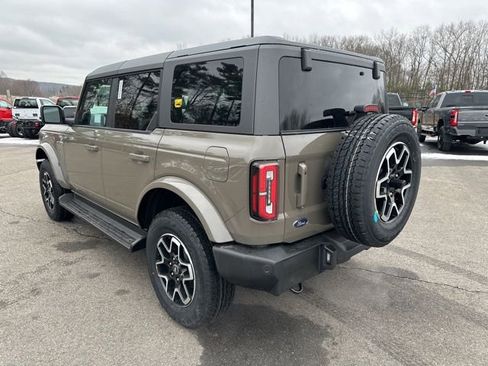 New 2025 Ford Bronco Outer Banks image 5