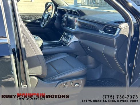 Used 2023 GMC Yukon Denali image 29