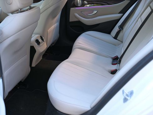 Used 2017 Mercedes-Benz E 300 image 15