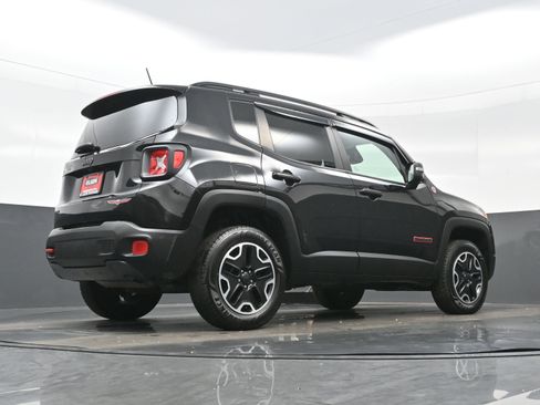 Used 2017 Jeep Renegade Trailhawk image 31