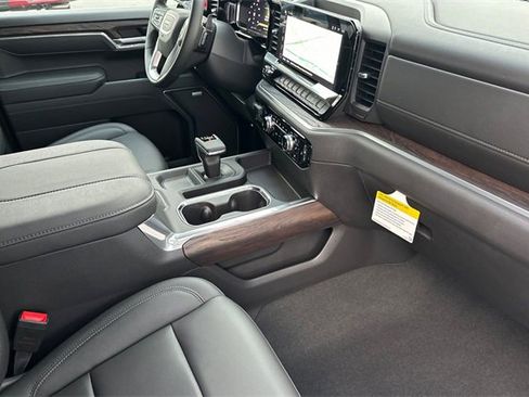 New 2026 GMC Sierra 1500 SLT w/ SLT Premium Plus Package image 15