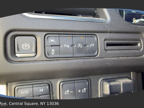 Used 2021 GMC Yukon XL SLT w/ SLT Luxury Plus Package image 26