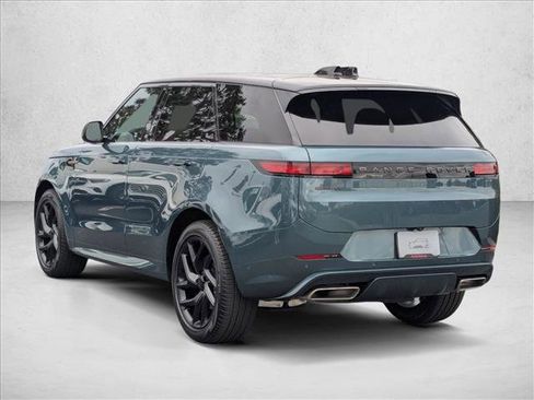 New 2026 Land Rover Range Rover Sport Dynamic SE AWD/4WD image 9