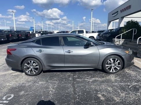 Used 2018 Nissan Maxima 3.5 S image 3