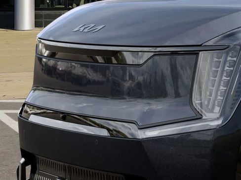 New 2026 Kia EV9 Land image 12