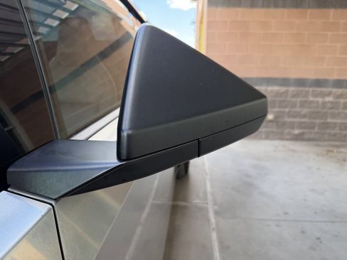Used 2024 Tesla Cybertruck AWD Crew Cab image 12