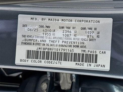 New 2025 MAZDA MAZDA3 Hatchback w/Premium Plus Pkg image 27