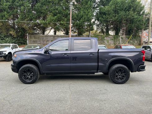 Used 2023 Chevrolet Silverado 1500 ZR2 w/ Technology Package image 7