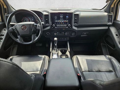 Used 2022 Nissan Frontier PRO-4X w/ Pro-4X Premium Package AWD/4WD image 16
