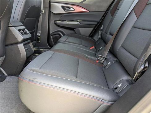 New 2025 Chevrolet Equinox EV RS image 14