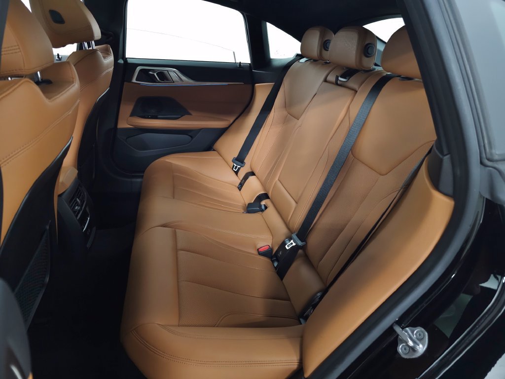 Used 2023 BMW i4 eDrive40 w/ Premium Package RWD image 36