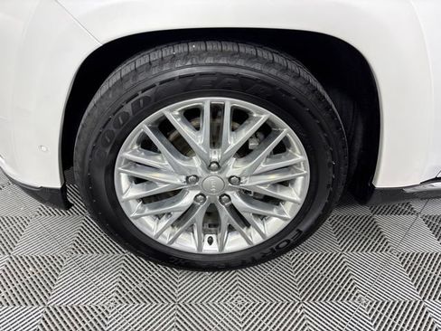 Used 2018 Jeep Grand Cherokee Summit AWD/4WD image 10