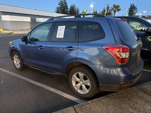 Used 2016 Subaru Forester 2.5i Premium w/ Popular Package #2 AWD/4WD image 3