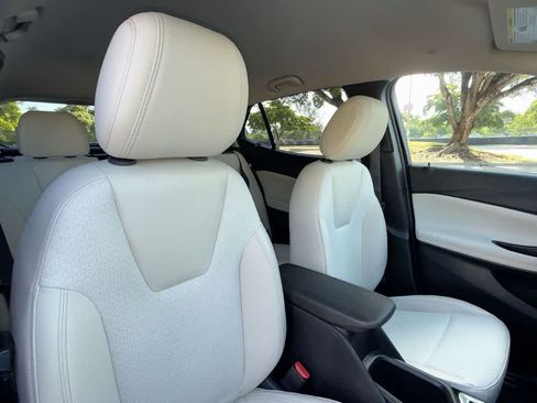 Used 2024 Buick Encore GX Preferred FWD image 27