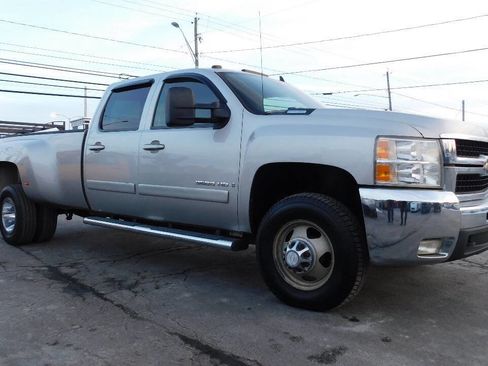 Used 2008 Chevrolet Silverado 3500 LTZ image 19
