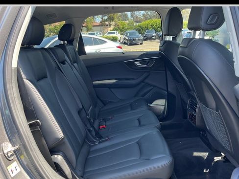 Used 2023 Audi Q7 3.0T Prestige w/ Prestige Package AWD/4WD image 17