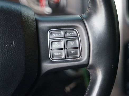 Used 2017 RAM 1500 Lone Star AWD/4WD image 23
