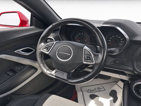 Used 2018 Chevrolet Camaro LT RWD image 25