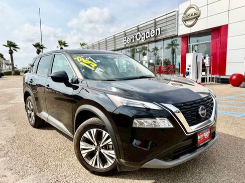 Certified 2023 Nissan Rogue SV image 1