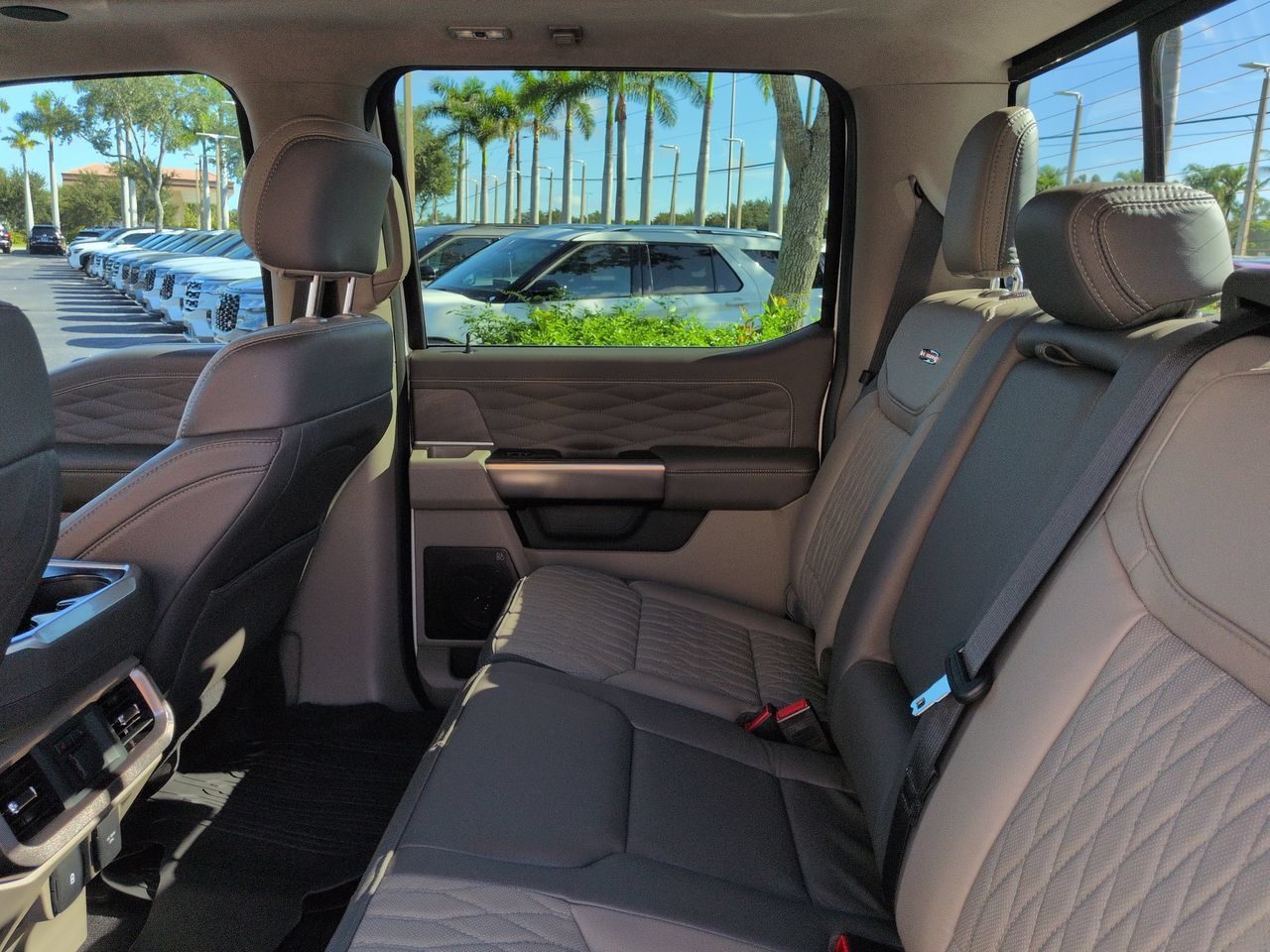 Used 2025 Ford F150 Platinum w/ Equipment Group 703A Plus AWD/4WD image 14