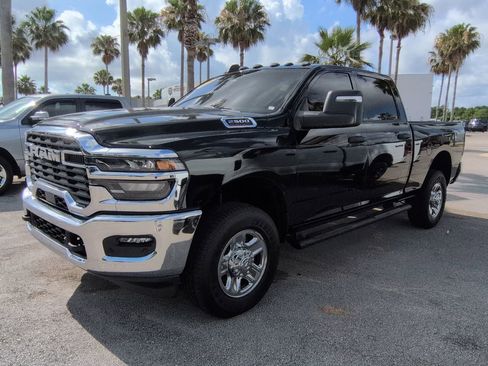 Used 2025 RAM 2500 Tradesman AWD/4WD image 7