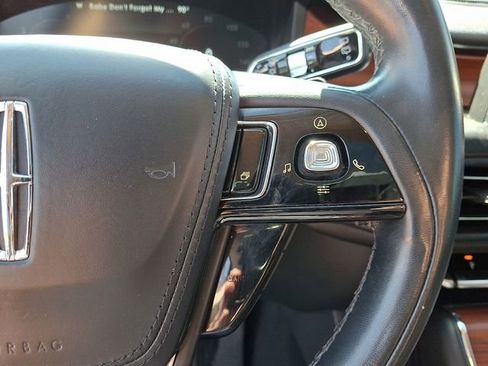 Certified 2022 Lincoln Aviator Reserve AWD/4WD image 23