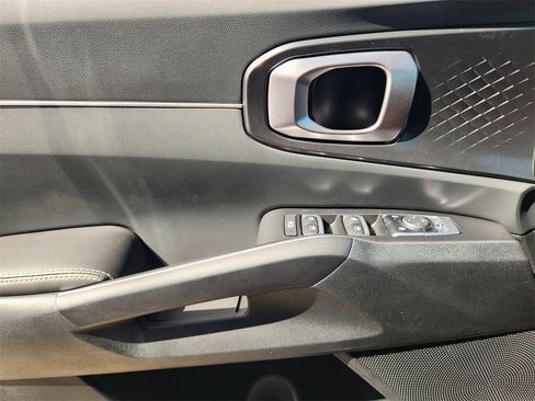 New 2026 Kia Sorento S image 16